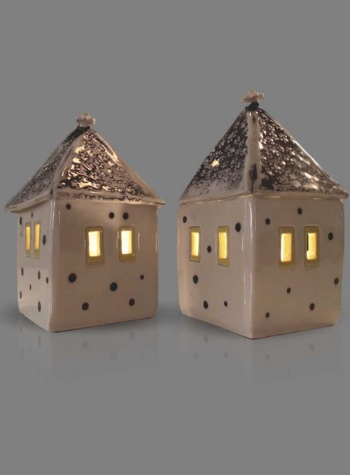 Lys-hus i keramik